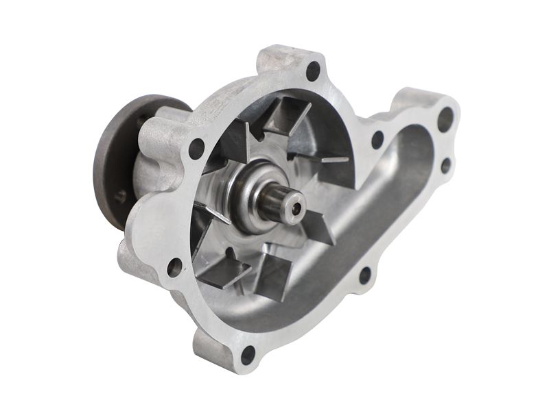 Водяной насос, используемый в переднем кожухе двигателя