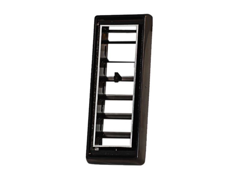 Вентиляционная решетка длиной 138,2 мм для воздуховода кабины