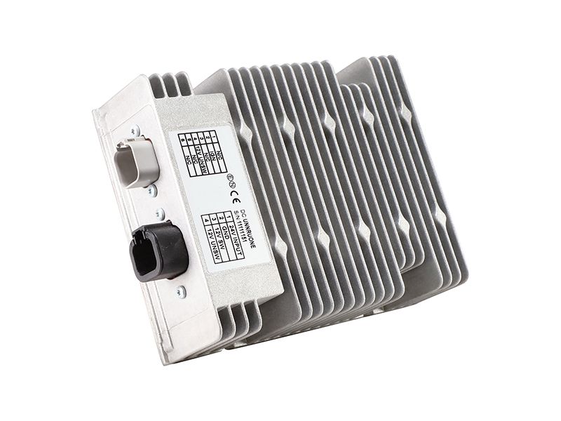 Преобразователь мощности от 24 Вольт до 12 Вольт