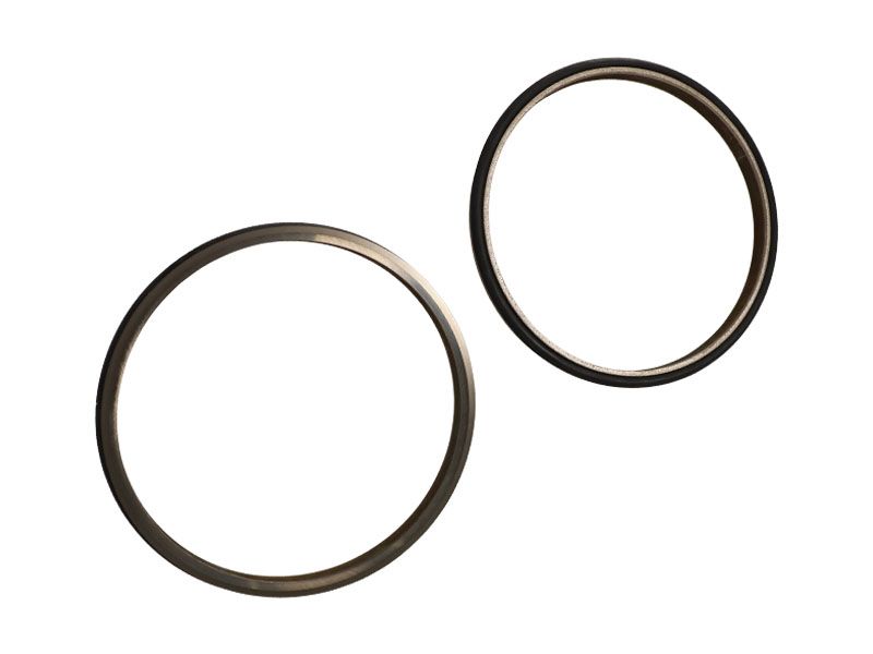 Плавающее уплотнение с внутренним диаметром 154 мм