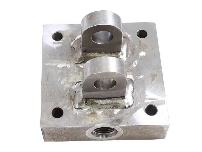 466-8898: CAP-CLEVIS 4668898 купить