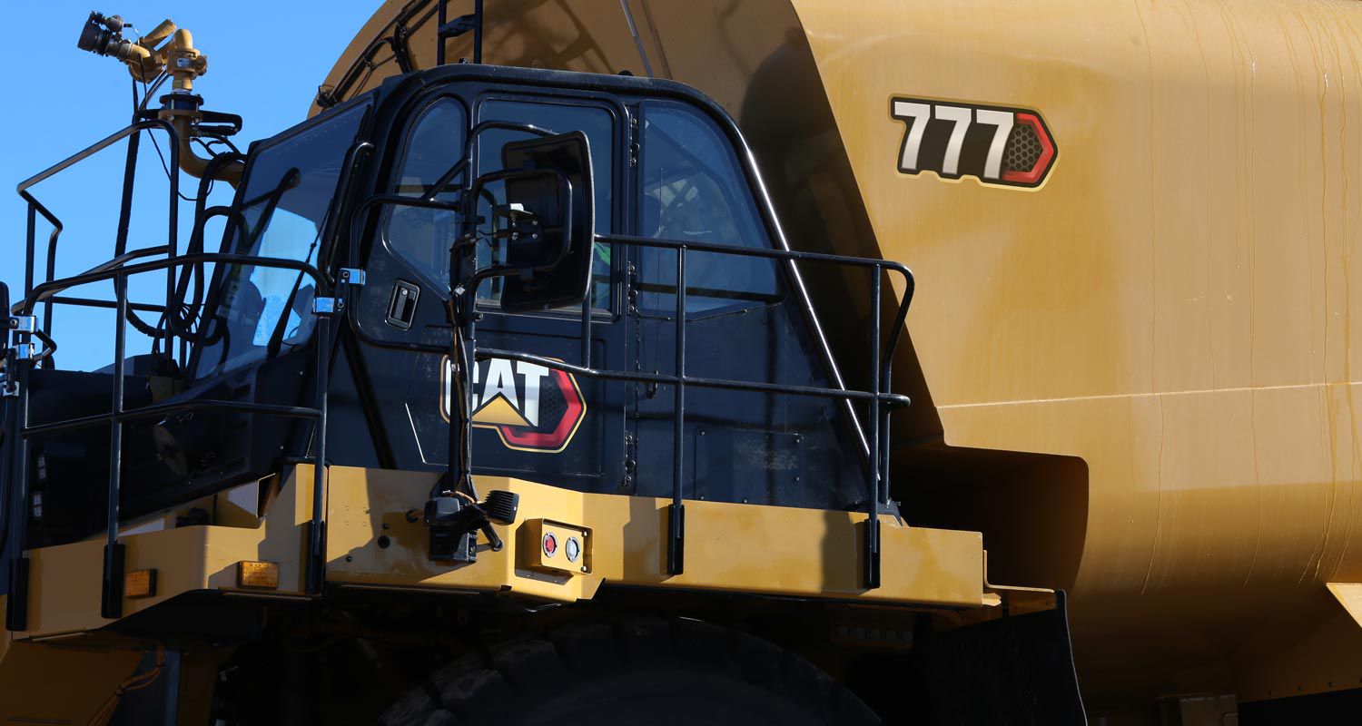 777 Water Truck (Global) | Cat | Caterpillar