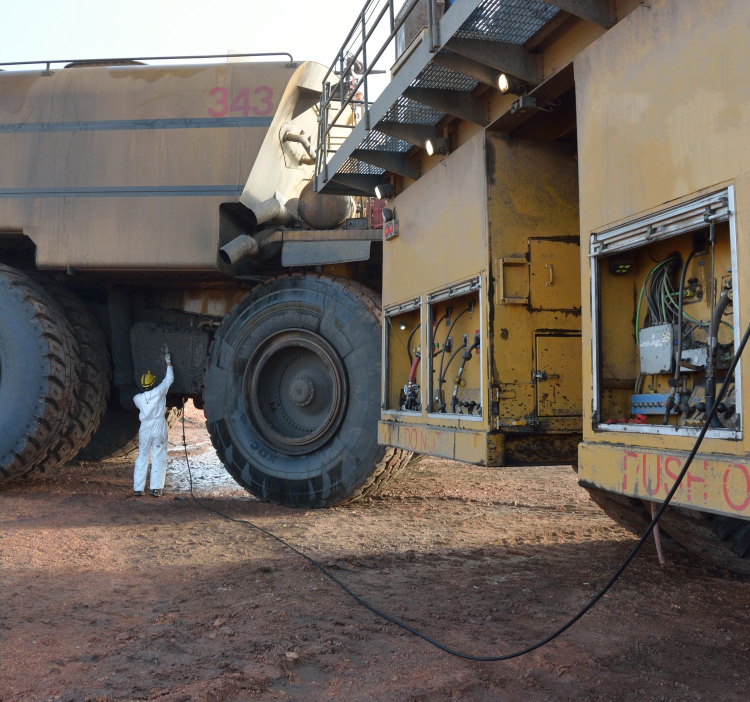 off-highway truck bare chassis with fuel 