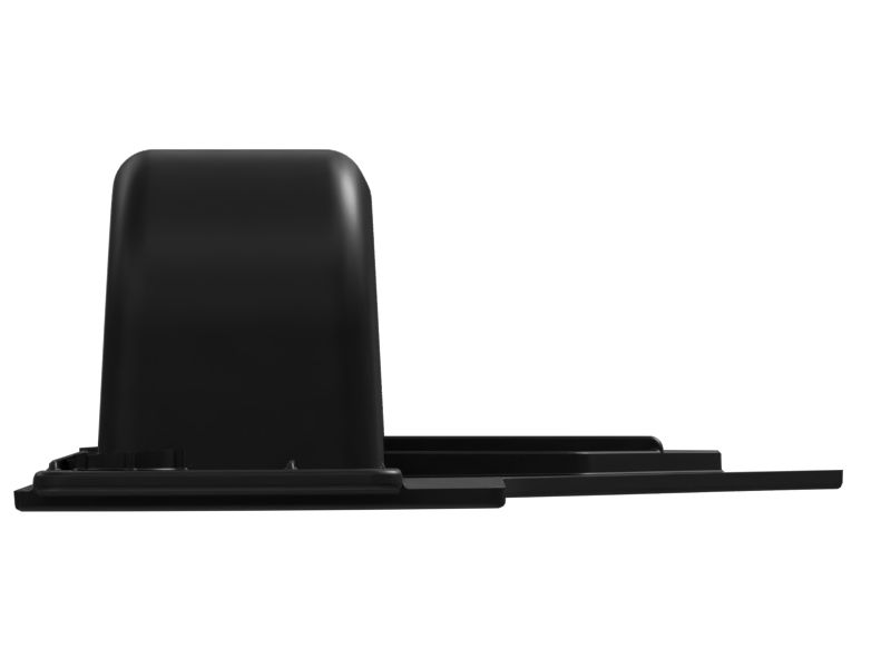 Съемная панель длиной 651,2 мм в кабине