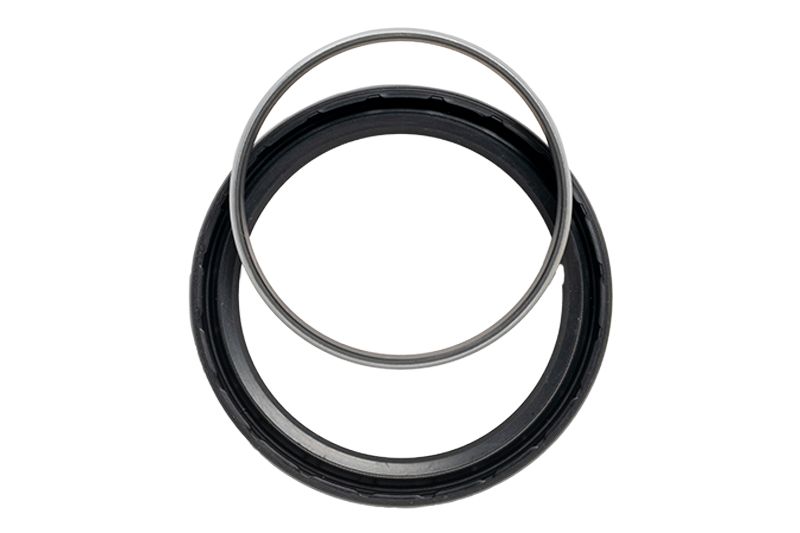 Уплотнение коленчатого вала в сборе