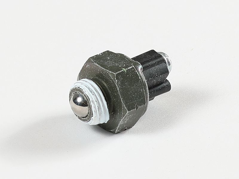 077-6225: NÖTR ANAHTARI