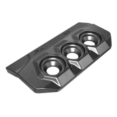 597-8077: Pelat Keausan Pusat Bucket